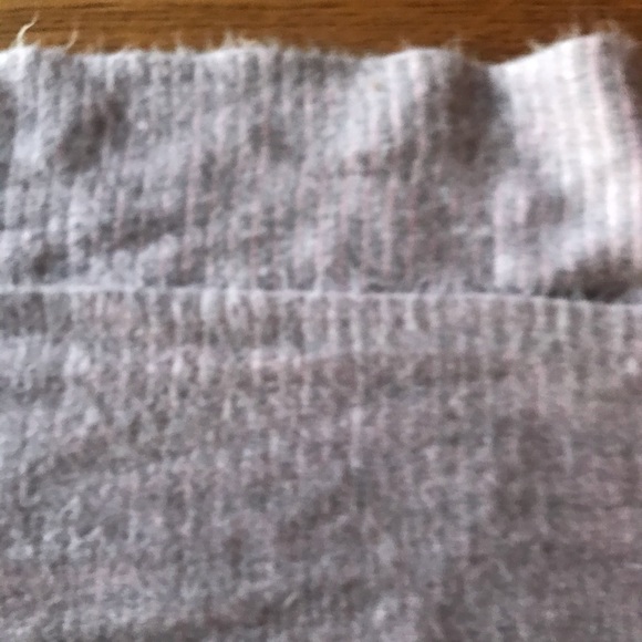 New David and Young Light Purple Scarf - Picture 3 of 5